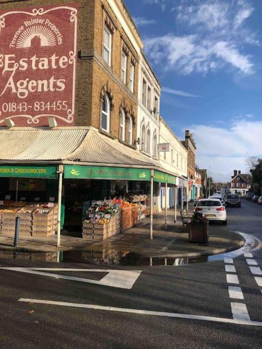 Westgate-on-Sea Trendy 3 Bedroom Home Close To Margate Beaches Bars Resturants 2 Night Min Stay מראה חיצוני תמונה